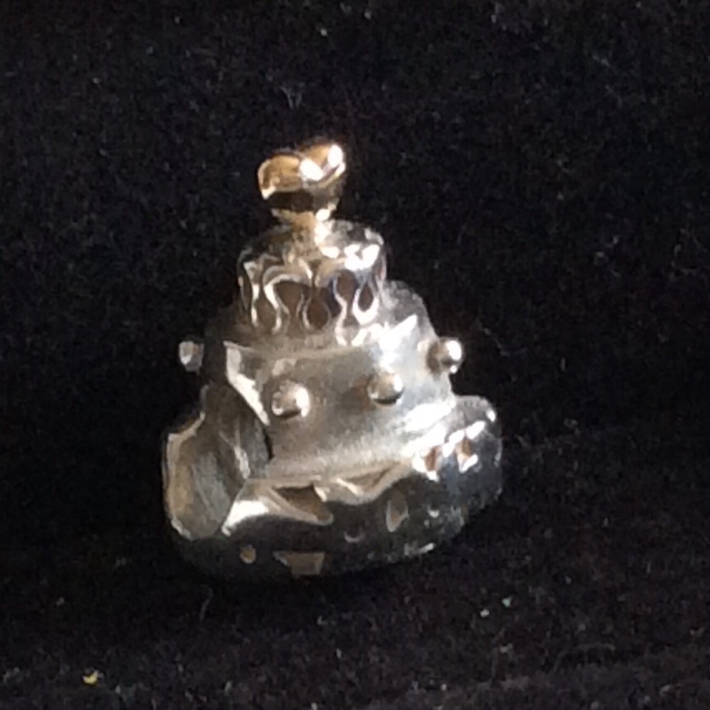 Pandora Wedding Cake two tone charm, 14k gold and silver